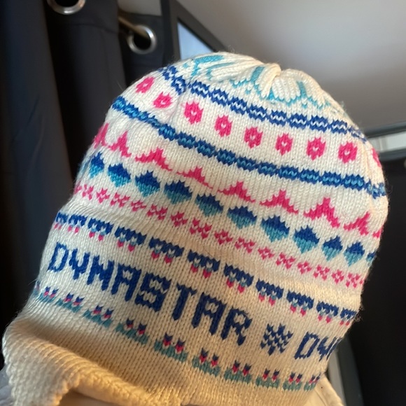 DynaStar women’s beanie hat 100% wool - Picture 2 of 5